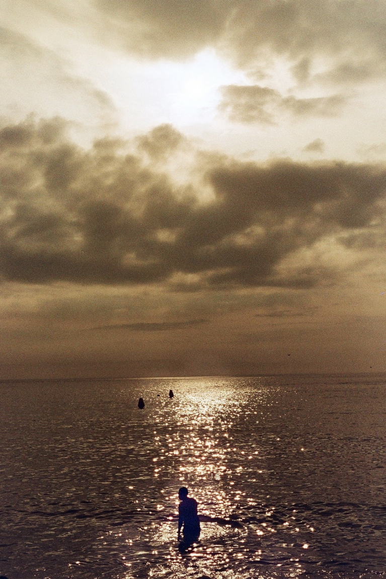 gallery/gwangseon seo - filtered world - ground - november 2020 01 (1080x1620p)